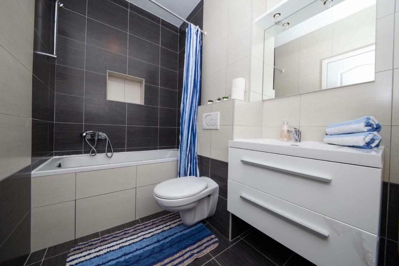 מאקרסקה Apartment Sarena מראה חיצוני תמונה